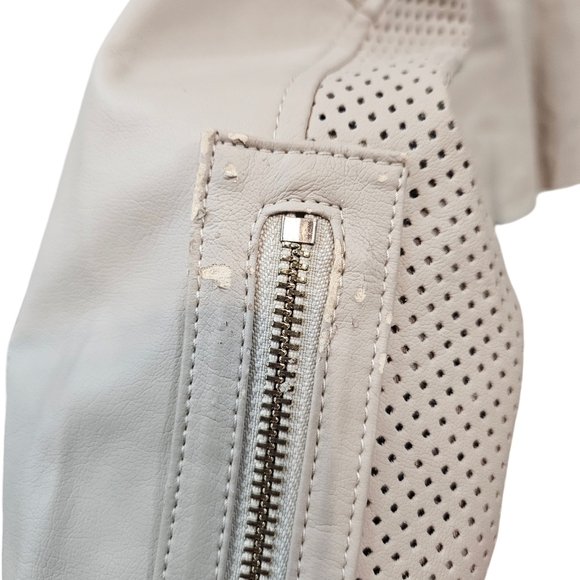 Guess Cream Faux Leather Perforated Flounce Lightweight Jacket Size XL Women's - Picture 4 of 14